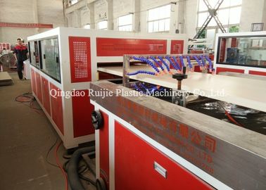 PVC Wood Plastic Door Making Machine Easy Operation High Production Efficiency